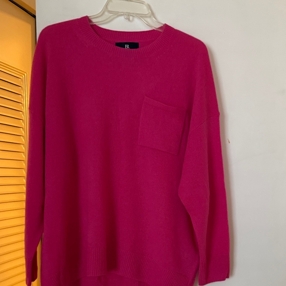 Banana Republic Bold Pink Crew Neck Cashmere sweater